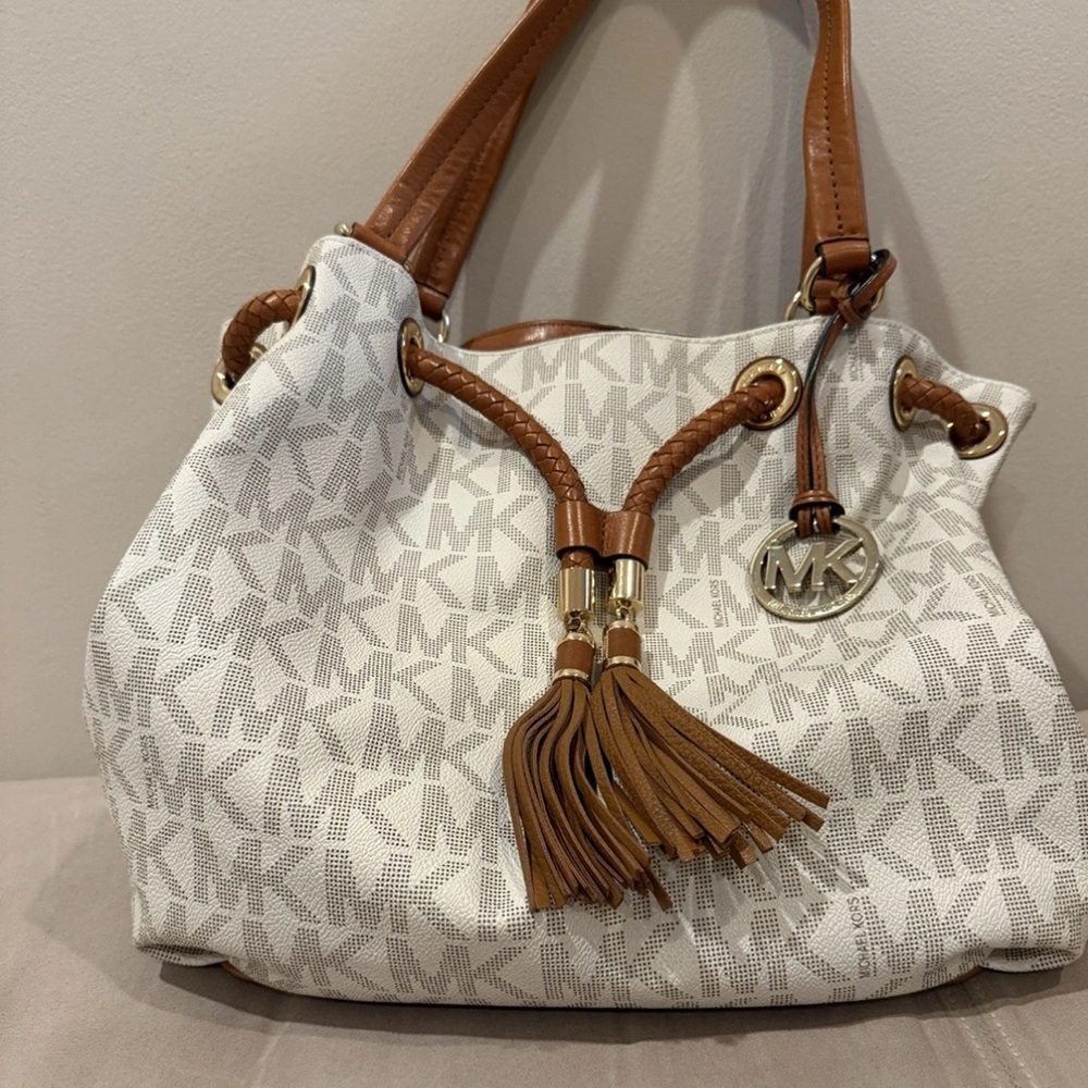 Michael Kors Jet Set Large Gathered Cream and Tan Tote